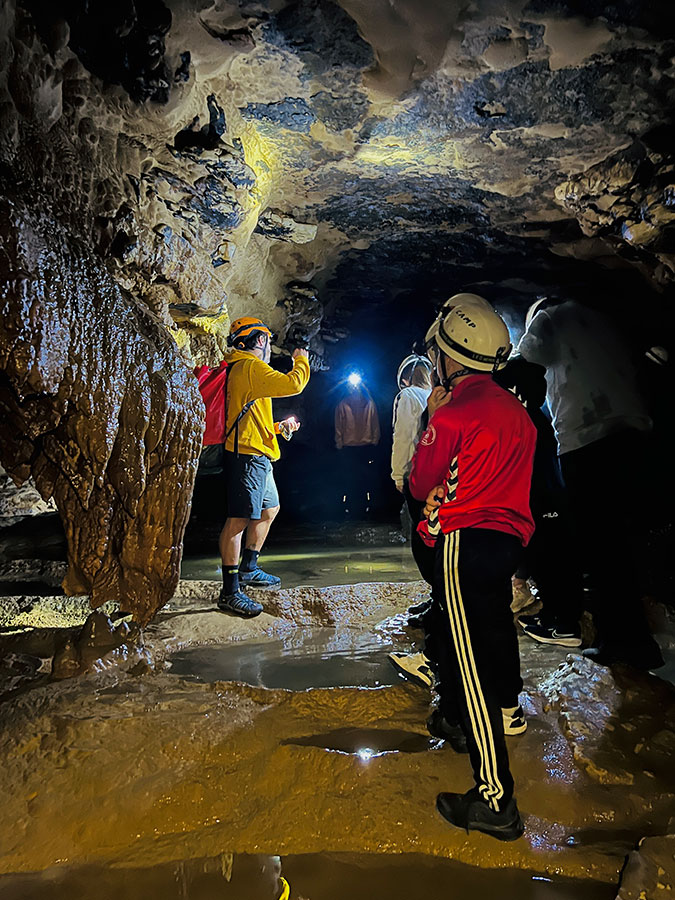 Cueva del Tío Manolo (Uña)