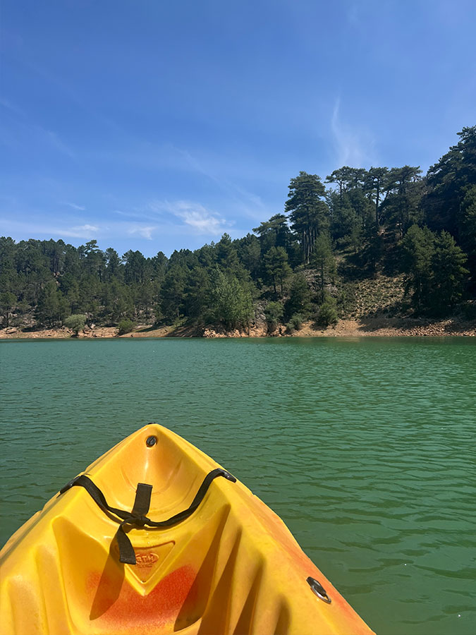 Piraguas embalse de la Toba (Uña)
