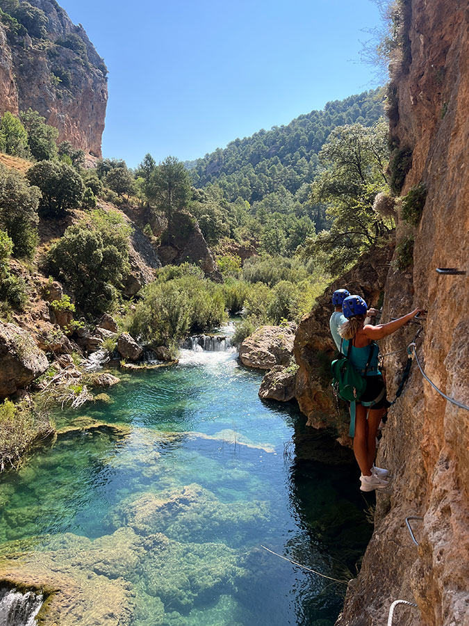 Vía Ferrata del Ventano del Diablo (Cuenca) Uña Aventura
